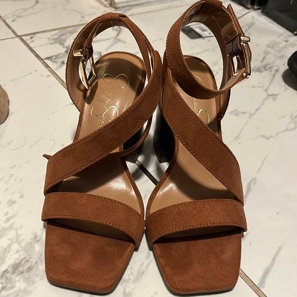 Jessica simpson heels - Picture 2 of 3